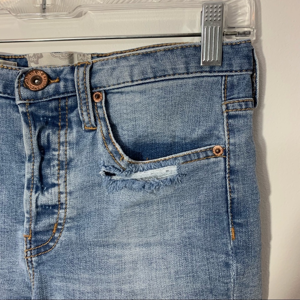 Band of Gypsies Zoey Frayed Hem Button Fly Distressed Shorts Size 25 - Picture 5 of 12
